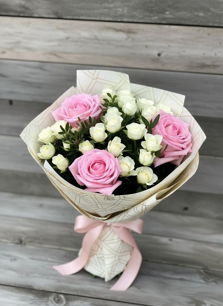 Букет цветов из: Розы в Батецком