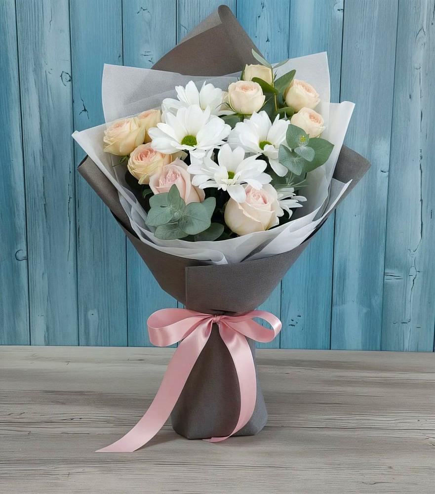 Букет цветов из: Хризантемы и Розы в Батецком