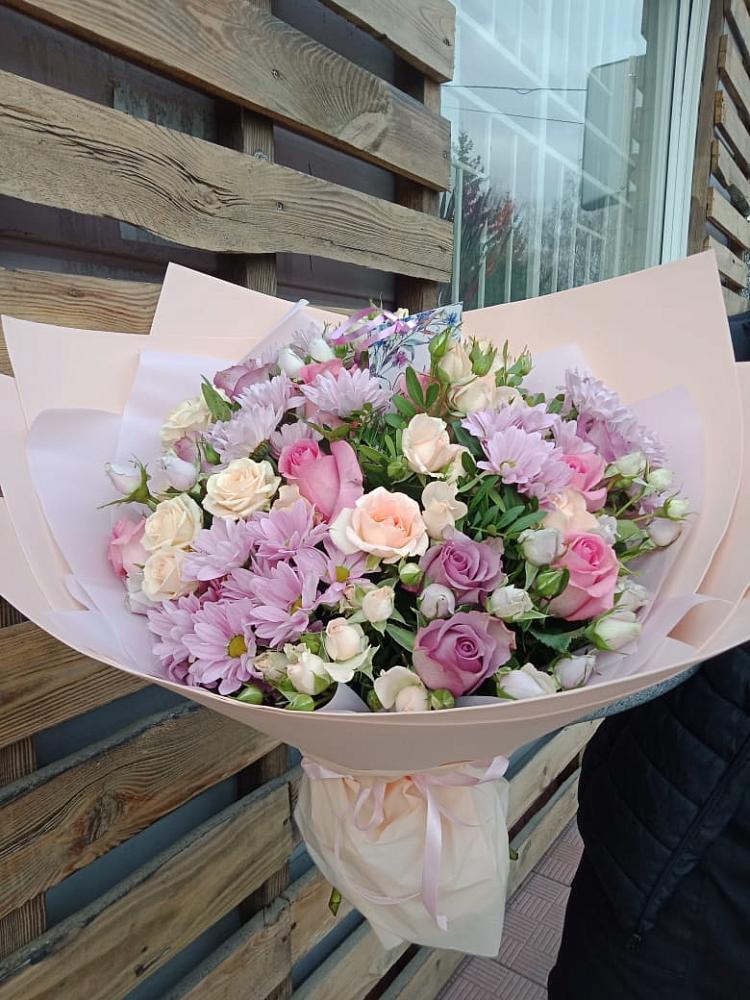 Букет цветов из: Розы и Хризантемы в Батецком