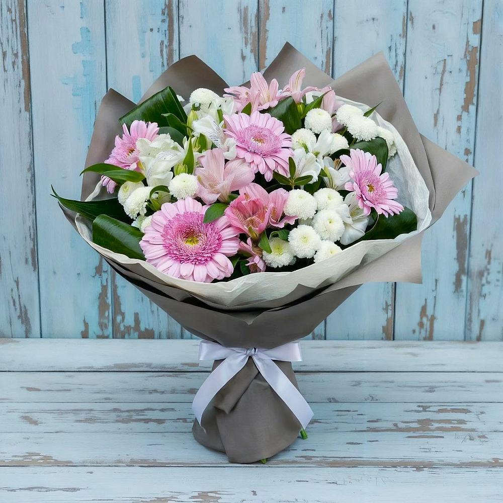 Букет цветов из: Герберы, Альстромерии и Хризантемы в Батецком