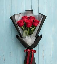 Букет цветов из:  Розы в Батецком