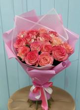 Букет 15 Розовых роз Равель в Батецком