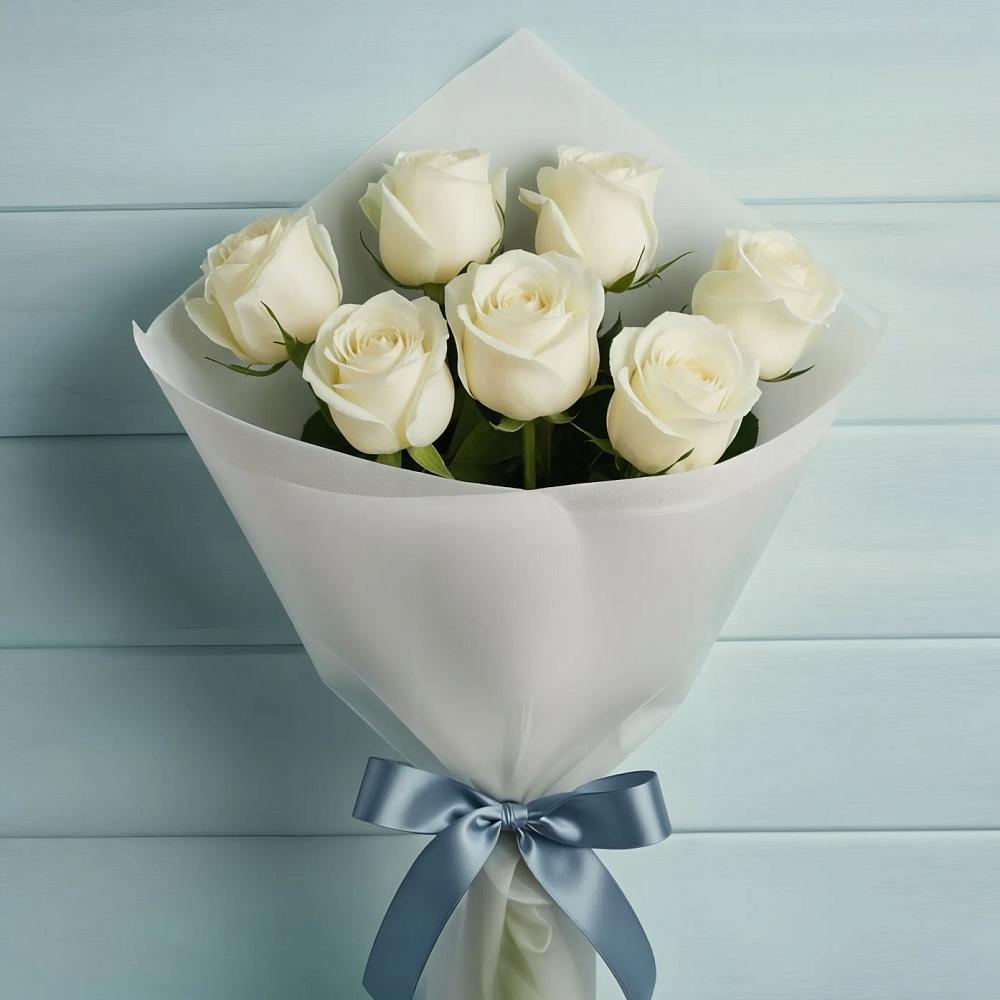 Букет 7 Белых роз Эдлесс Лав в Батецком