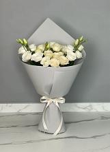 Букет цветов из:  Розы и Лизиантусы #REPLACE_PRED# Батецком